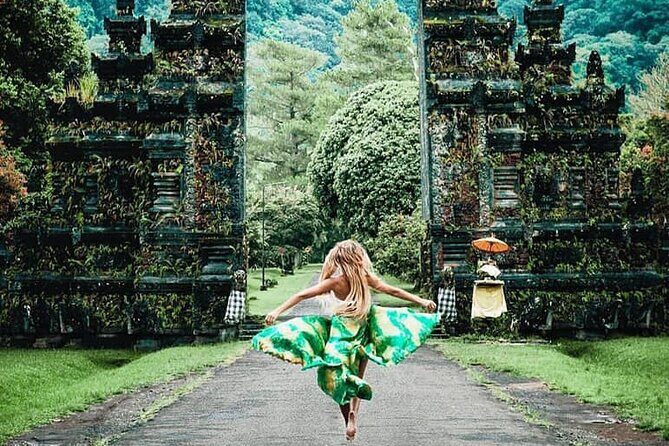 Ulun Danu Temple, Handara Gate, Wanagiri And Banyu Mala Waterfall - Quick Takeaways Before You Go