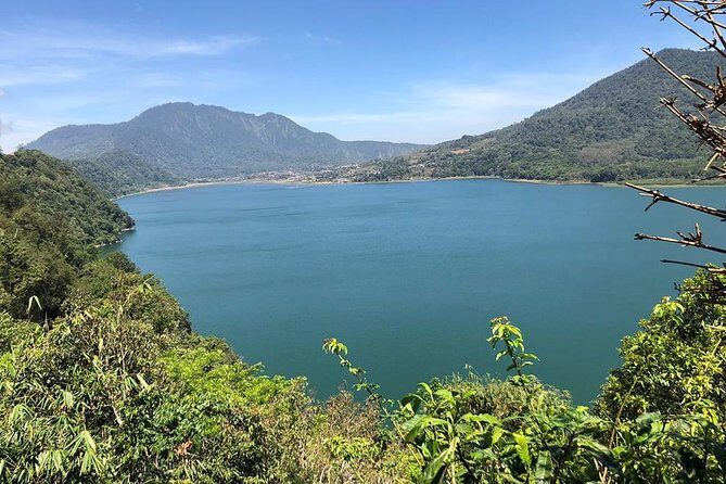 Ulun Danu Temple, Handara Gate, Wanagiri And Banyu Mala Waterfall - Wanagiri Hidden Hills: Bamboo Photo Structures and North Bali Views