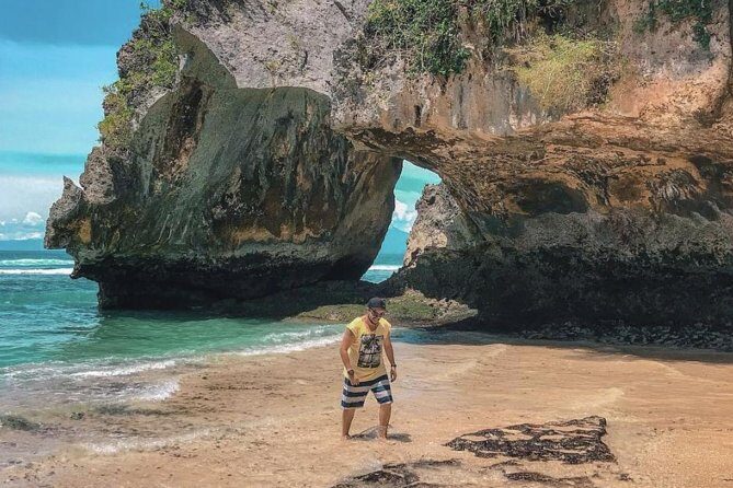 Uluwatu Instagram Tour: Unforgettable Beaches (Private & All-Inclusive) - Melasti, Green Bowl, and Pandawa: the beach trio that makes this tour feel like a full Bukit Peninsula day