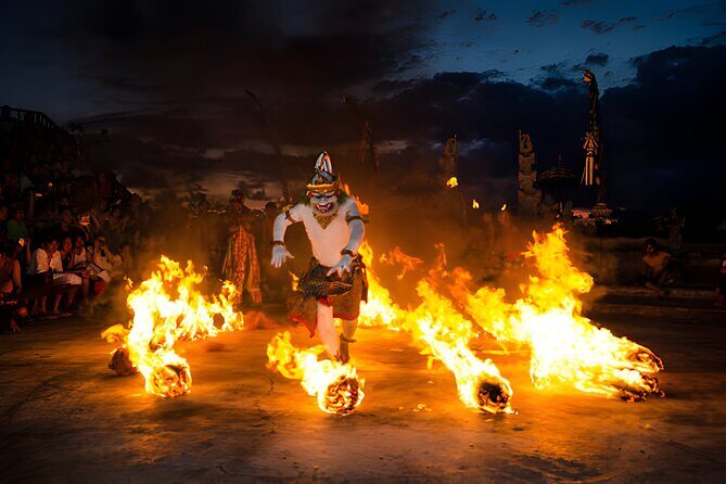Uluwatu Sunset,Kecak Dance and Diner Seafood In Jimbaran - Stop 3: Jimbaran Beach dinner—seafood that’s more than a snack