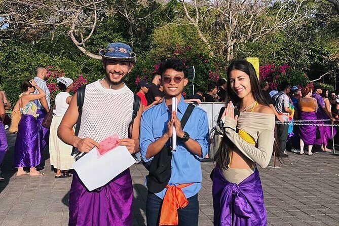 Uluwatu Temple Entrance & Kecak Dance Tickets - What to Expect on the Ground: Pacing, Pace-Bumps, and Comfort