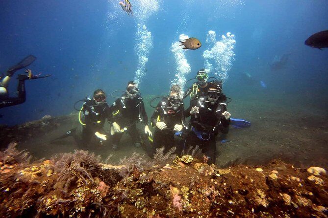 USS Liberty Shipwreck Scuba Diving at Tulamben Bali - Lunch, showers, and the beach-side break you’ll appreciate