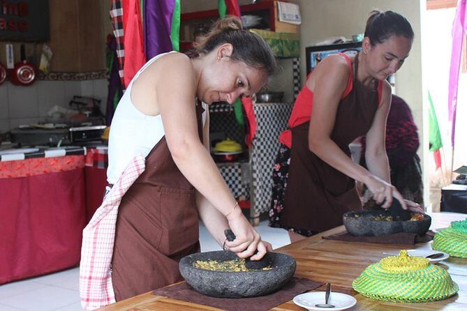Vegetarian Ubud Cooking Class Bali - Cooking nine vegetarian dishes: what you’ll actually make