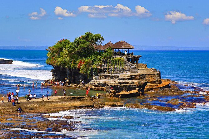 West Bali Tour: Taman Ayun, Ulun Danu Beratan, Jatiluwih Rice Terrace, Tanah Lot - Quick hits before you book